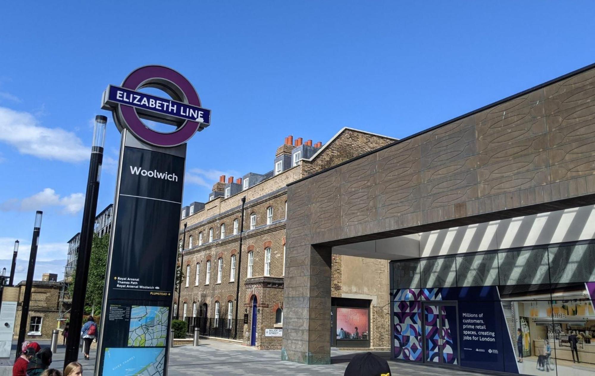 2 Bed Flat, Dedicated Workspace, Parking, 4Ktv London Kültér fotó